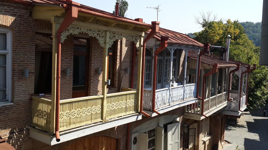 Golden Lion Hotel Sighnaghi Exterior photo